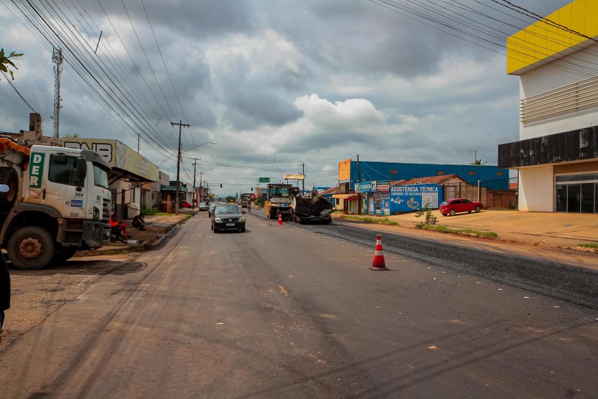 TCHAU POEIRA - Com recurso do Estado, obras de revitalização do asfalto avançam em Porto Velho - News Rondônia