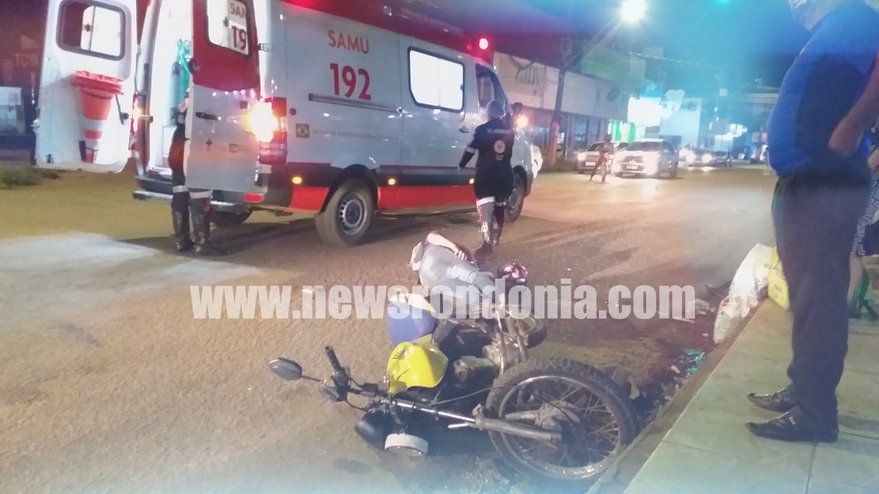 Colisão entre carro e moto deixa motociclista lesionado em cruzamento na capital - News Rondônia