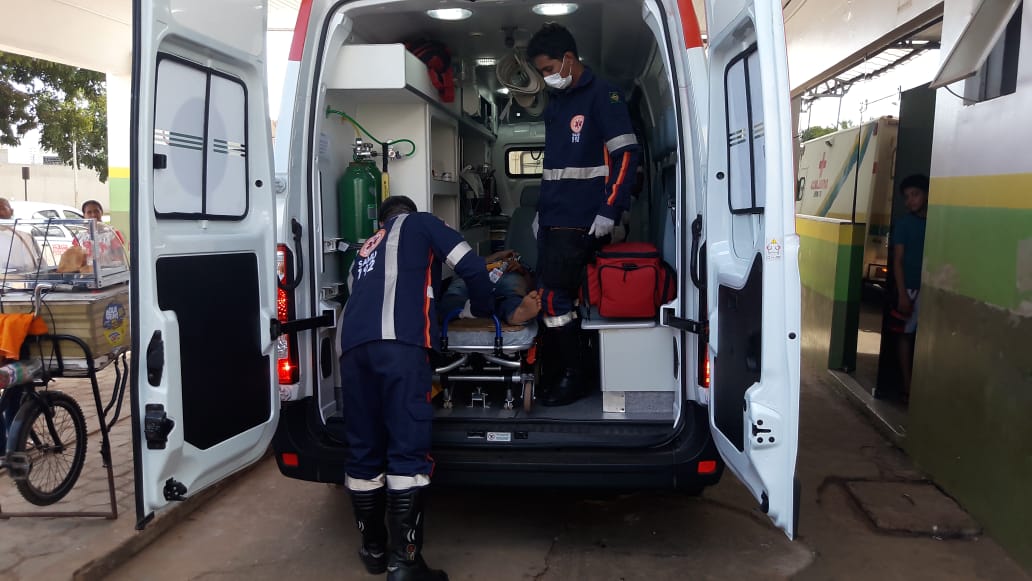 JOVEM É SOCORRIDO AO JOÃO PAULO II APÓS SER BALEADO NAS COSTAS - News Rondônia