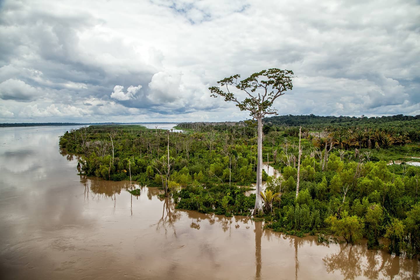 Quarta com chuvas pontuais e alerta para temporais em Rondônia - News Rondônia