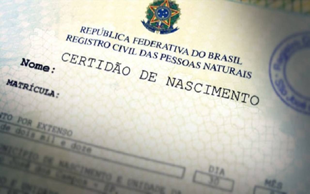 Como ter o nome do meu pai de criação na certidão de nascimento? - News Rondônia
