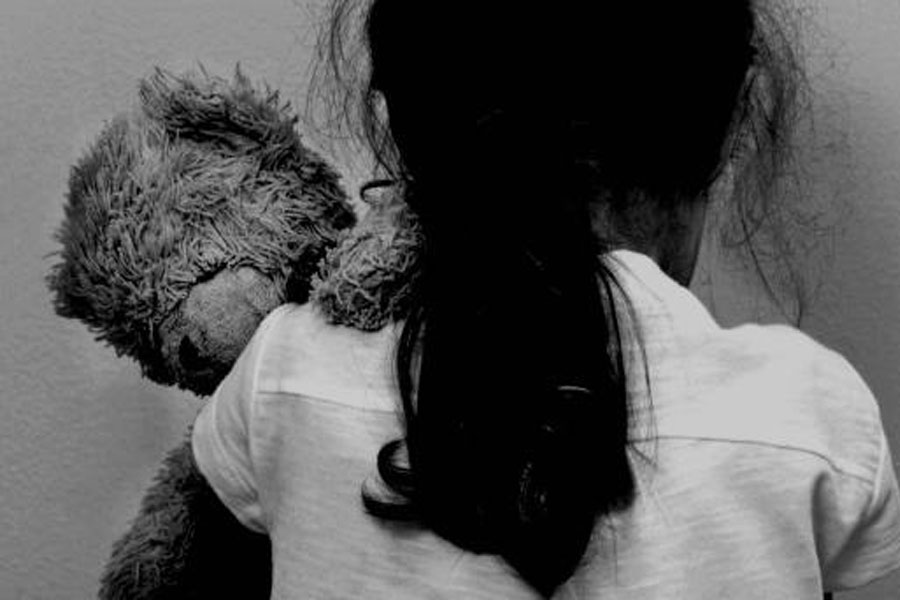 Pais escutam gritos e encontram criança sagrando após estupro - News Rondônia
