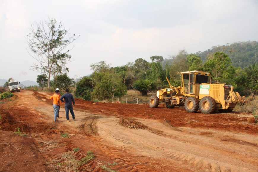 INFRAESTRUTURA - DER trabalha na manutenção de 48 quilômetros da RO-472 em Ji-Paraná - News Rondônia