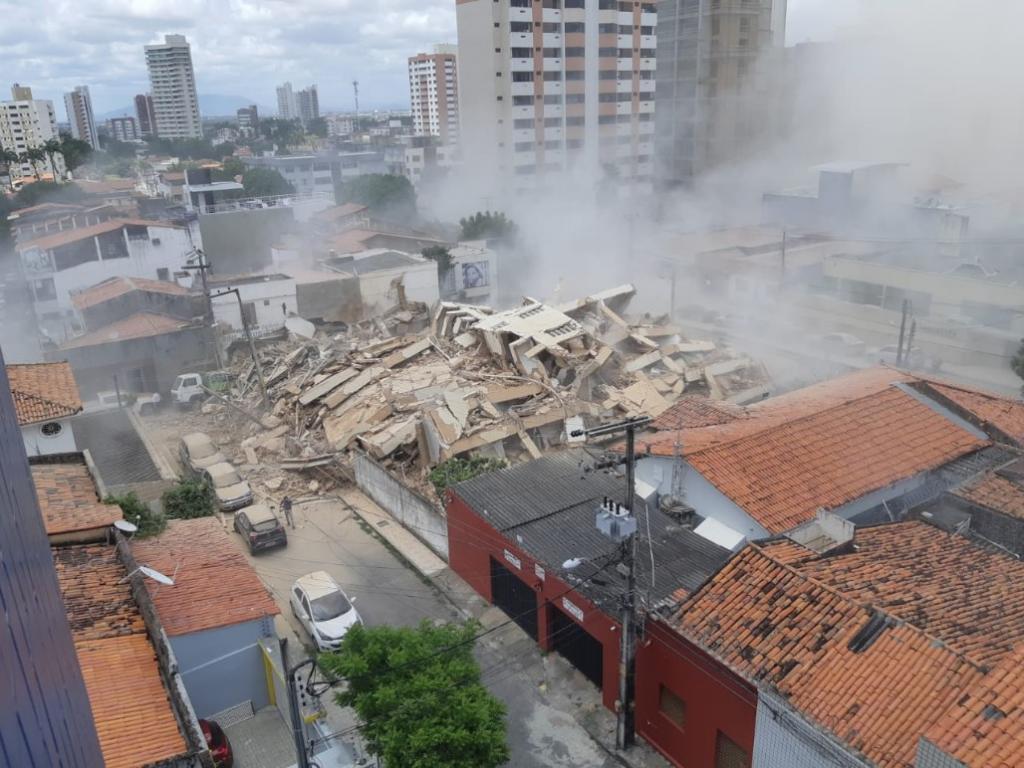 SOBE PARA QUATRO NÚMERO DE MORTES NO DESABAMENTO DE PRÉDIO EM FORTALEZA - News Rondônia