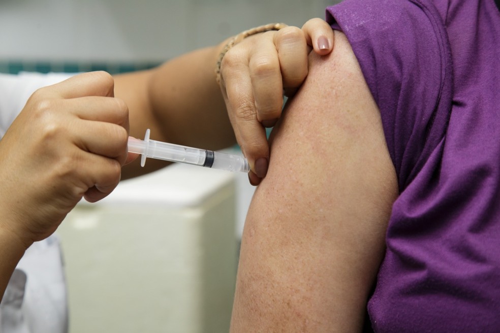 GRIPE INFLUENZA - Semusa leva vacina à população do Baixo Madeira - News Rondônia