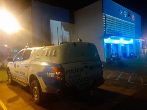 Ladrão tenta roubar bar e é atingido com uma paulada pela vítima, em Vilhena - News Rondônia