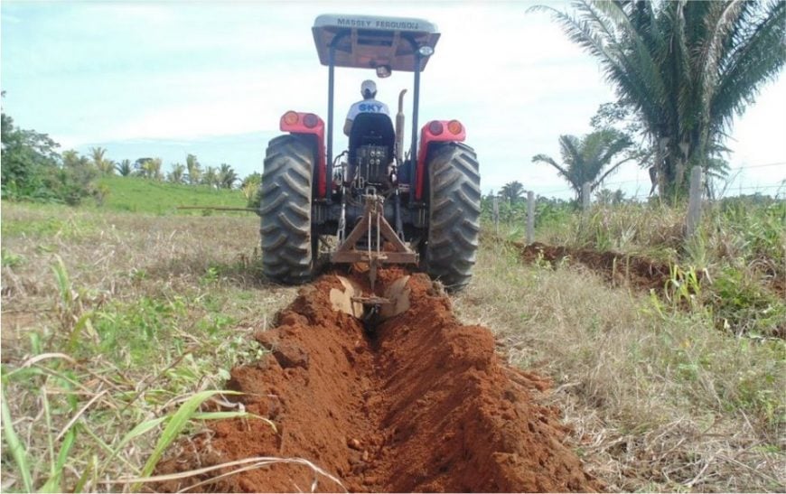RETROSPECTIVA - Governo entrega equipamentos agrícolas às prefeituras; mais de R$ 600 mil são repassados para fortalecer o setor em Rondônia - News Rondônia