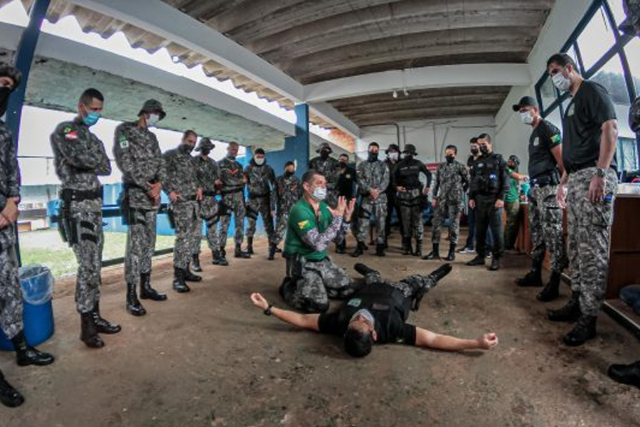 APERFEIÇOAMENTO - Policiais militares da Força Nacional participam de curso de Atendimento Pré-Hospitalar em Combate - News Rondônia