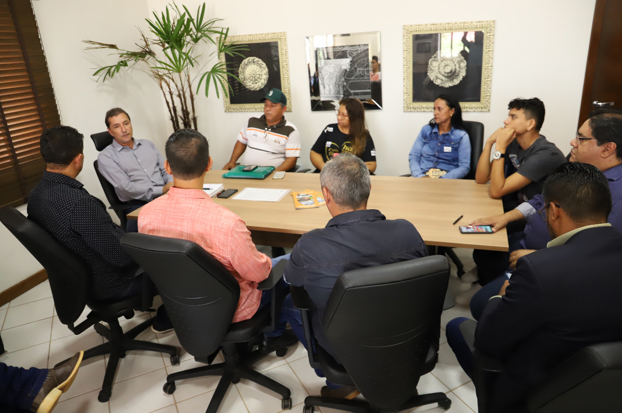 TRANSPORTE ESCOLAR: PORTO VELHO É O PRIMEIRO NA FILA PARA PRODUÇÃO DE ÔNIBUS ESCOLARES RURAIS - News Rondônia