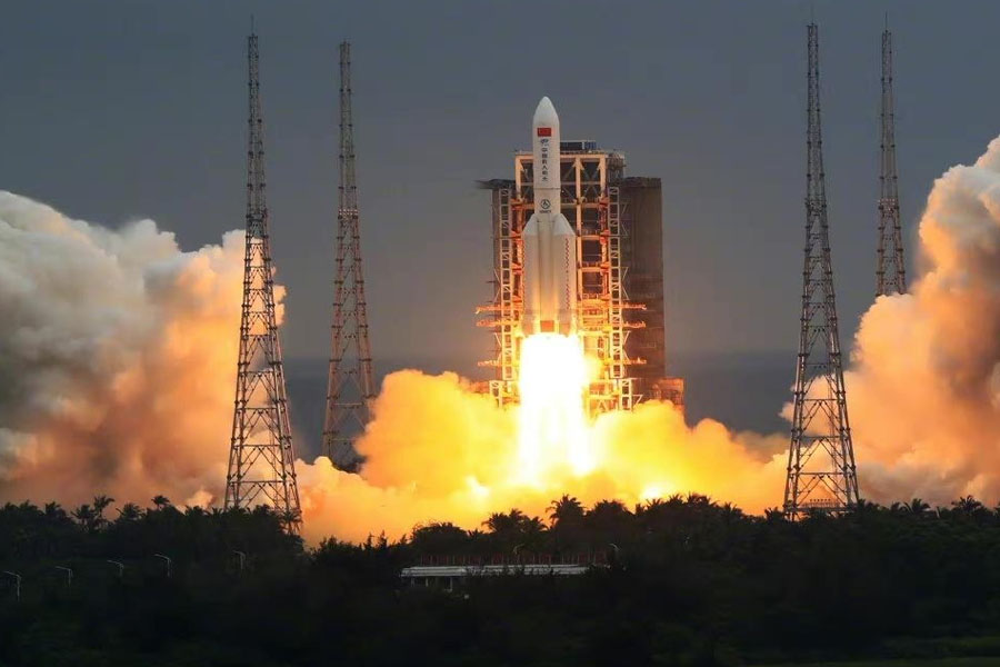 Perdido no espaço: Depois de suspense, destroços do foguete chinês cai sem causar estragos - News Rondônia