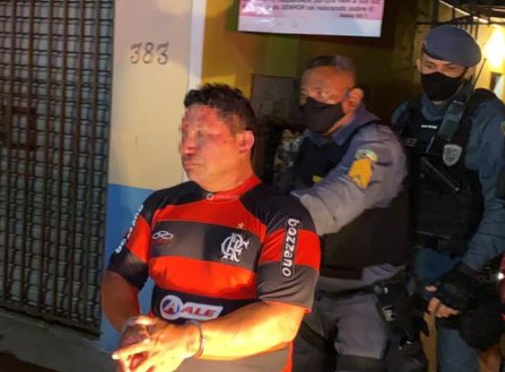 MONSTRO: Namorado da avó estupra criança de 12 anos e leva surra de familiares - FOTO - News Rondônia
