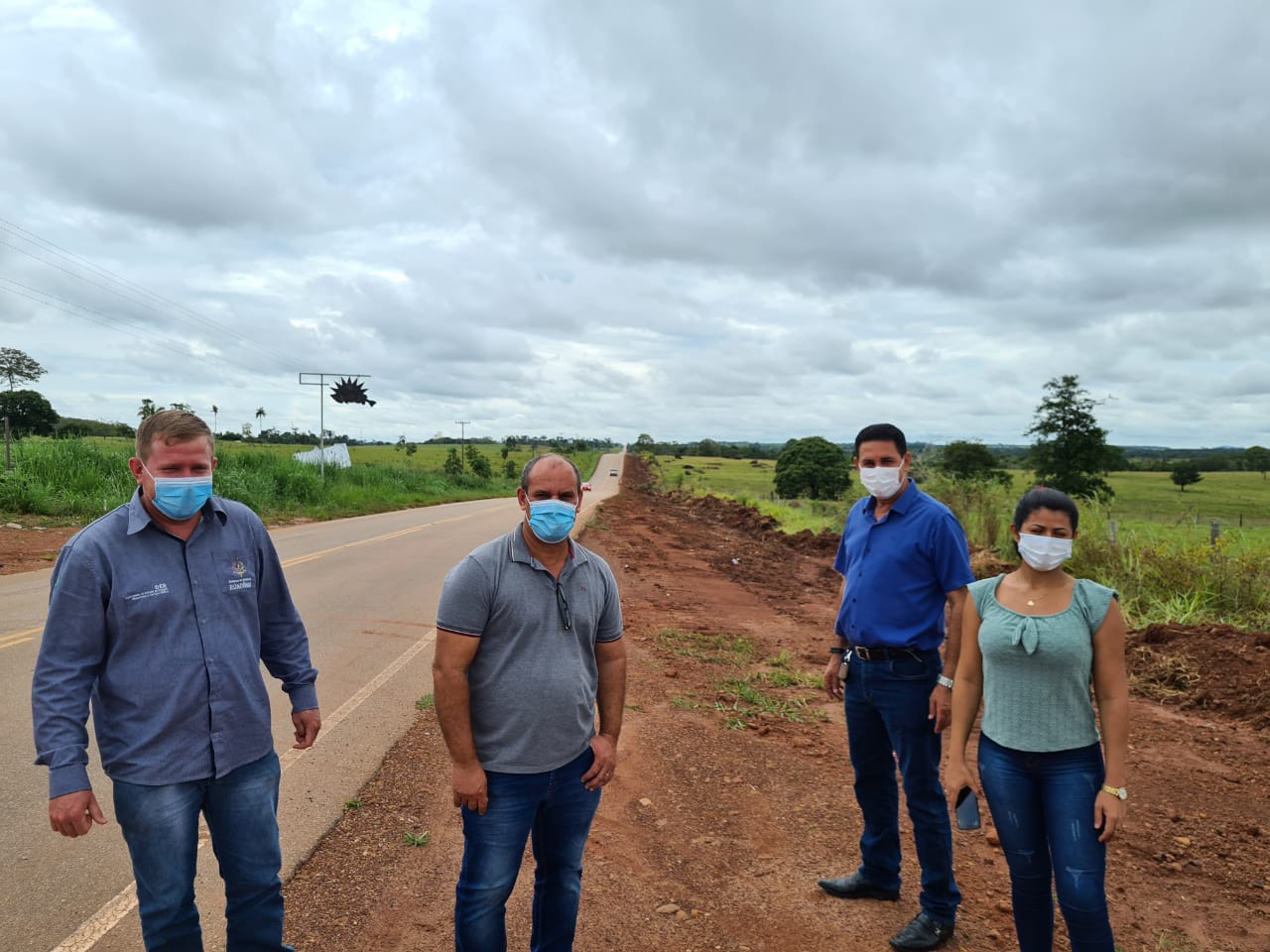 Adeilso da Silva e prefeito Aldo Júlio acompanham início da obra da Ciclovia em Rolim de Moura - News Rondônia