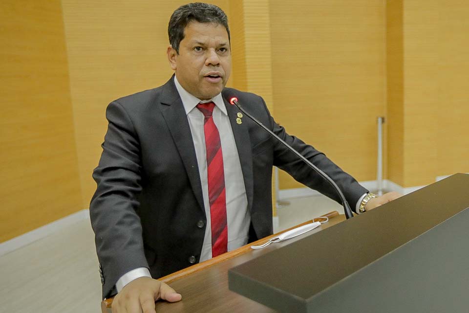 Jair Montes pede que Ministério Público investigue realizadores de festas clandestinas durante a semana santa em Porto Velho - News Rondônia