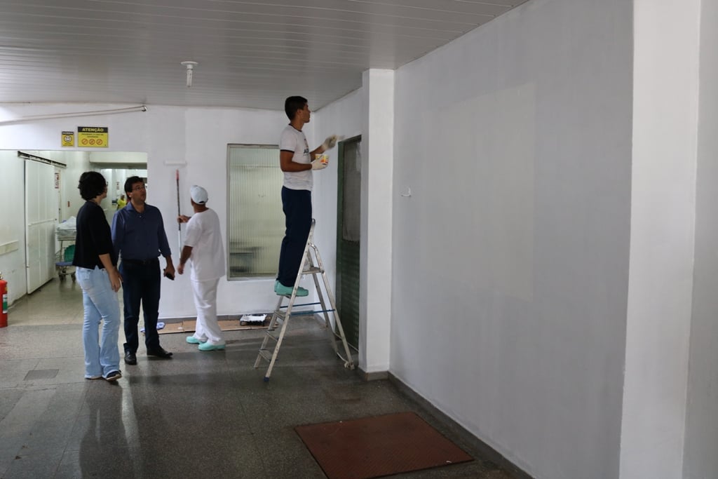 COM DOAÇÕES, HOSPITAL JOÃO PAULO II GANHA PINTURA INTERNA E EXTERNA; AÇÕES COLETIVAS AJUDAM REDUZIR INTERNAÇÕES NOS CORREDORES - News Rondônia