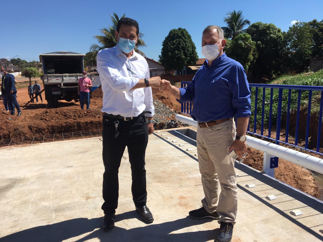 Prefeito Aldo Júlio agradece Lúcio Mosquini por recursos para construir ponte de concreto armado e pede apoio para regularização fundiária - News Rondônia