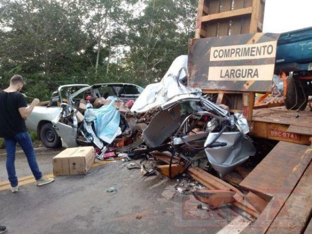 CASAL VILHENENSE SOFRE GRAVE ACIDENTE NA BR-364 E MULHER MORRE - News Rondônia