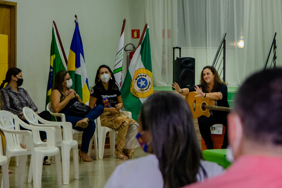 Mães atípicas de Cacoal se reúnem com autoridades em busca de apoio - News Rondônia