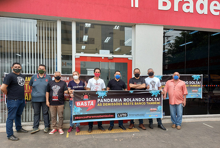 Em Dia Nacional de Luta, bancários fecham agências do Bradesco em Rondônia - News Rondônia