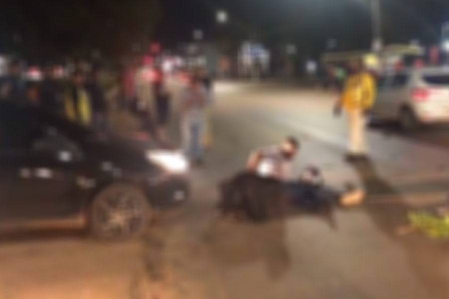 Motoboy fica lesionado após ser atropelado em cruzamento - News Rondônia