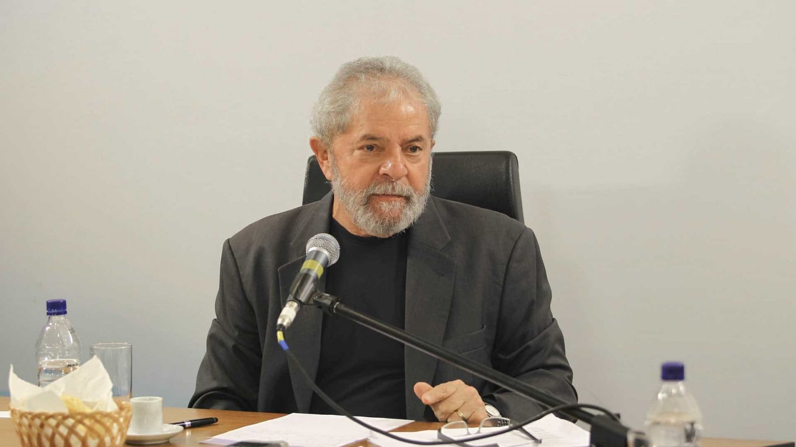 DEFESA DE LULA VAI À JUSTIÇA CONTRA SEMIABERTO QUE LAVA JATO PEDIU - News Rondônia
