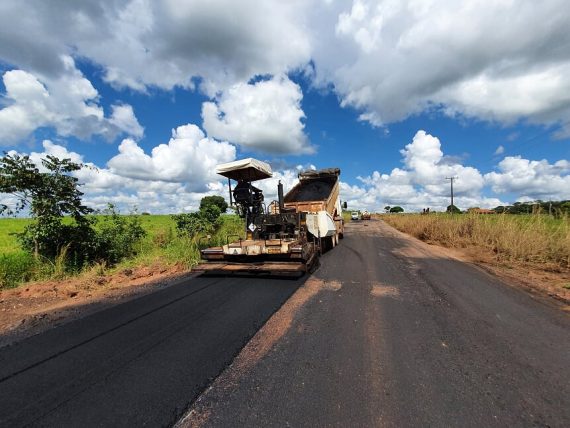 Mais de 30 quilômetros da RO-492 estão sendo recuperados em trecho que liga RO-491 à Parecis - News Rondônia