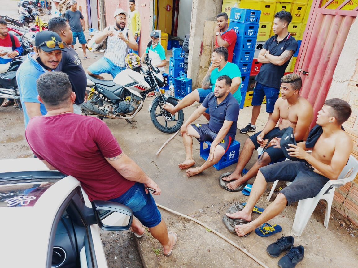 Sem perder a essência, vereador eleito bate pelada, travinha em rua da capital - News Rondônia