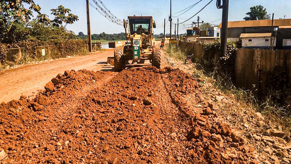AVANÇOS - Obras de pavimentação da Estrada do Belmont avançam durante o verão amazônico em Porto Velho - News Rondônia
