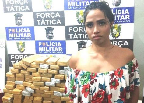 CONHECIDA COMO 'MUSA DO CRIME', JOVEM É PRESA COM MAIS DE MEIA TONELADA DE MACONHA - News Rondônia