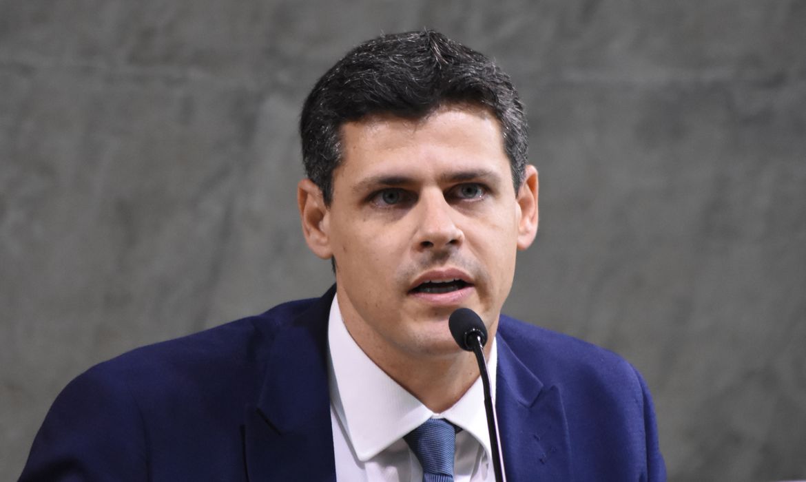 IOF não financiará Auxílio Brasil em 2022, diz secretário - News Rondônia