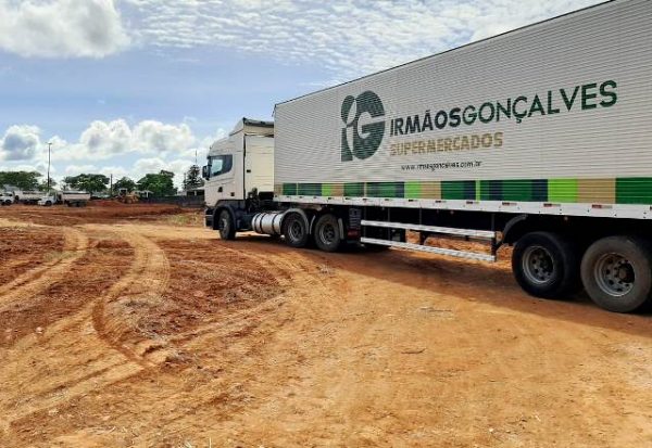 IRMÃOS GONÇALVES INICIA CONSTRUÇÃO DE SUPERMERCADO QUE VAI GERAR MAIS DE 300 EMPREGOS EM CIDADE DE RO - News Rondônia