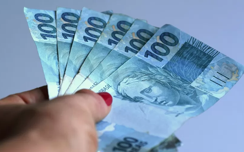 Brasil tem recorde de 30 milhões de pessoas recebendo até um salário mínimo - News Rondônia