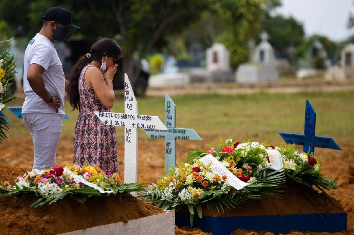 SURPRESA - Idosa de 93 anos acorda durante o próprio velório - News Rondônia
