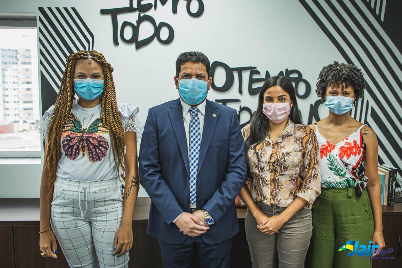 Associação Filhas do Boto Nunca Mais, apresenta sugestão de projeto de lei para combate a pobreza menstrual em Rondônia ao deputado Jair Montes - News Rondônia