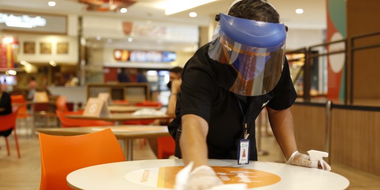 Ainda com queda de 25,7% no consumo, restaurantes têm retomada gradual - News Rondônia