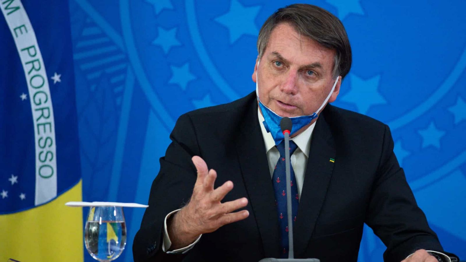Presidente Bolsonaro antecipa campanha política e compromete a imagem do Exército - Por Julio Cardoso - News Rondônia