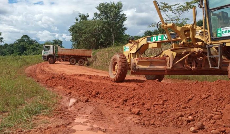 DER conclui serviço de manutenção na RO-493, popularmente conhecida como 'Estrada da Produção', no Cone Sul de Rondônia - News Rondônia