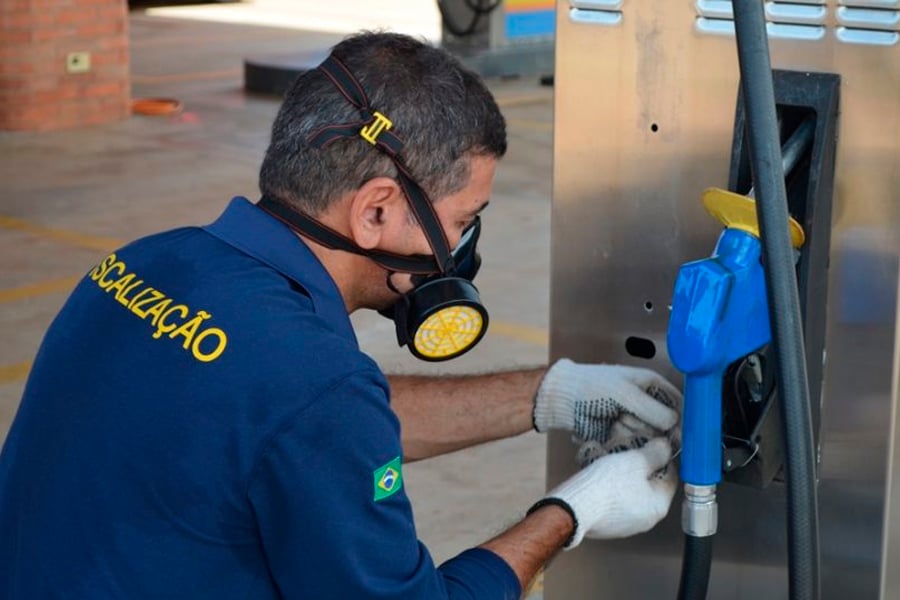 AÇÃO - Ipem fiscaliza mais de 50% de bombas medidoras nos postos de combustíveis de Porto Velho - News Rondônia