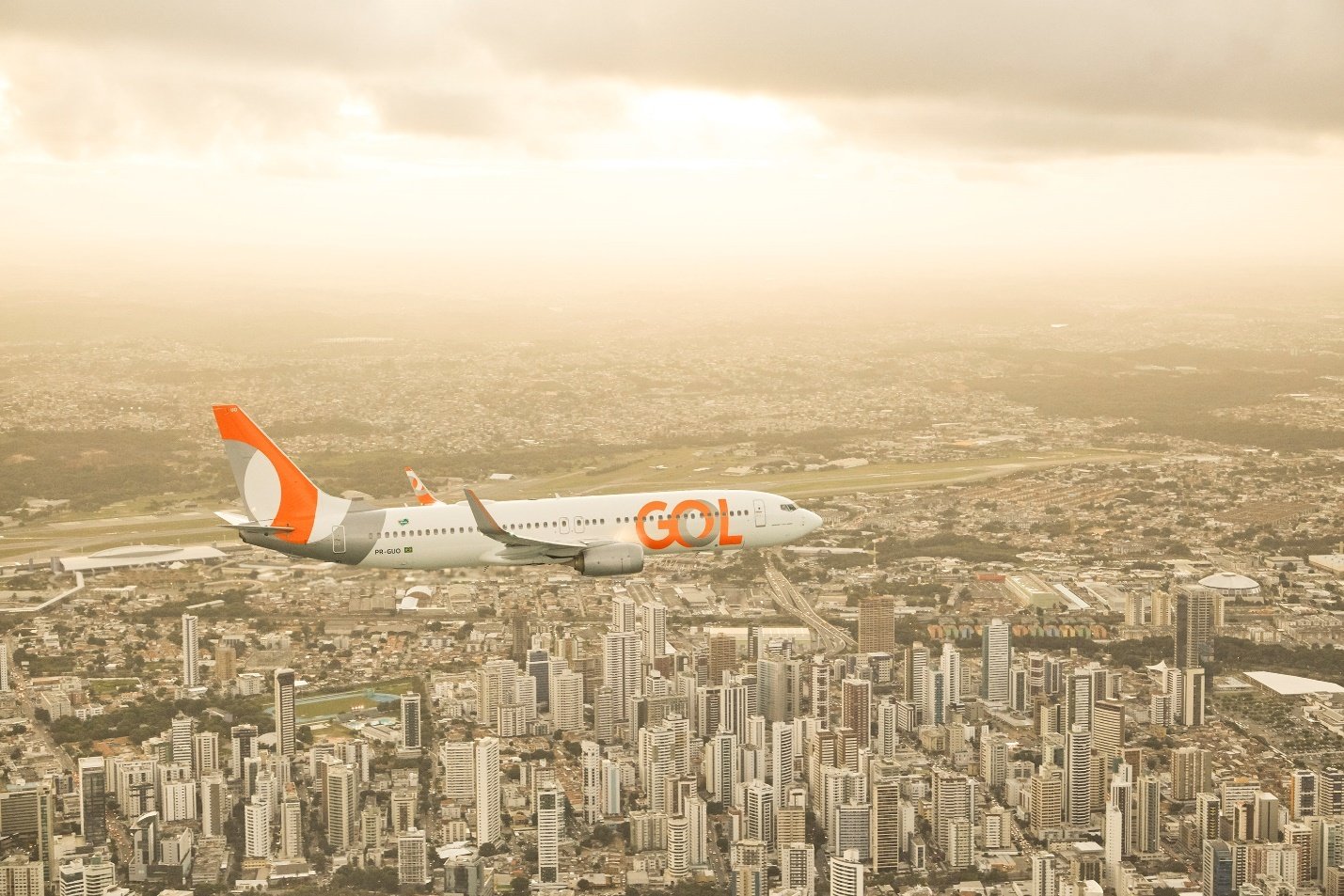 GOL é a primeira companhia aérea brasileira a oferecer tradução em Libras nas aeronaves - News Rondônia