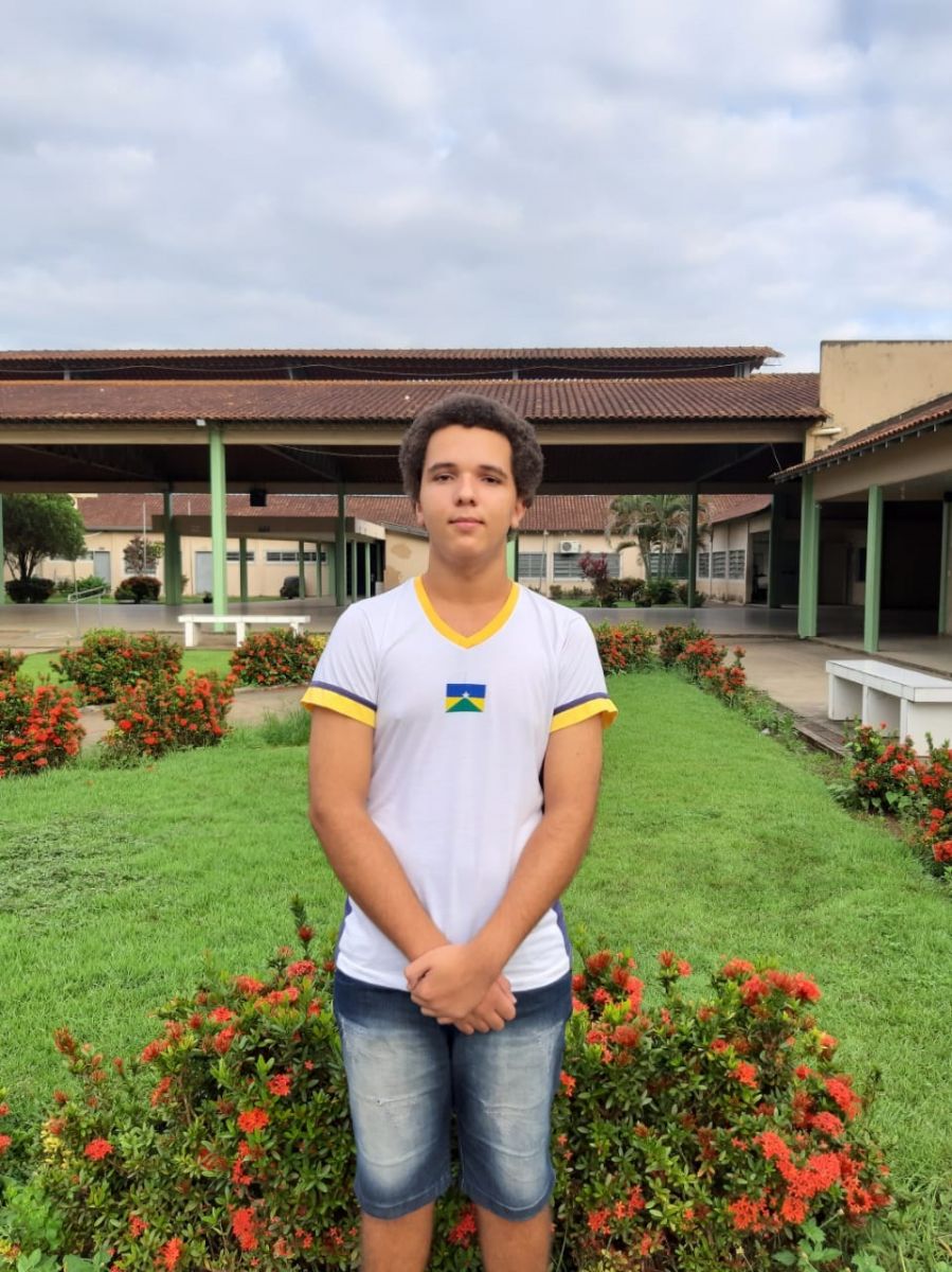 ALUNO DA ESCOLA 'MARIA ABREU BIANCO' É CLASSIFICADO PARA A OLIMPÍADA BRASILEIRA DE BIOLOGIA - News Rondônia