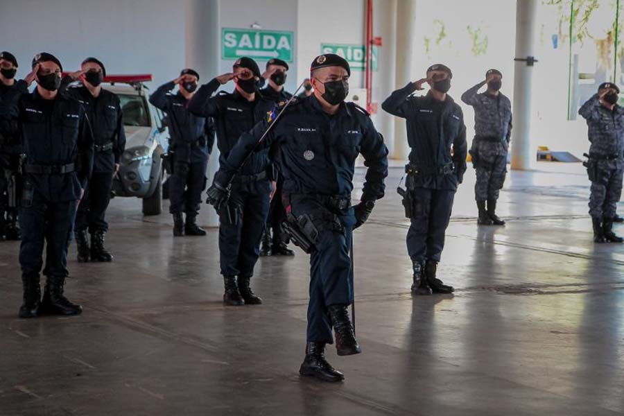 VALORIZAÇÃO PROFISSIONAL - Soldados do 4º Batalhão da Polícia Militar são promovidos a cabo em Cacoal; quase 400 já receberam promoção em Rondônia - News Rondônia
