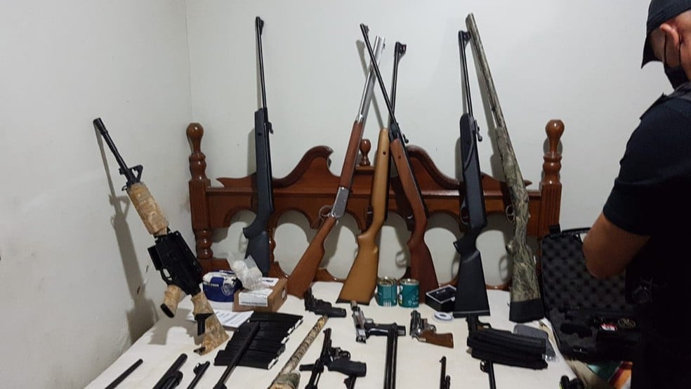 Segundo investigações, militares do Exército são presos suspeitos de fraudar certificados de armas para caçadores - News Rondônia