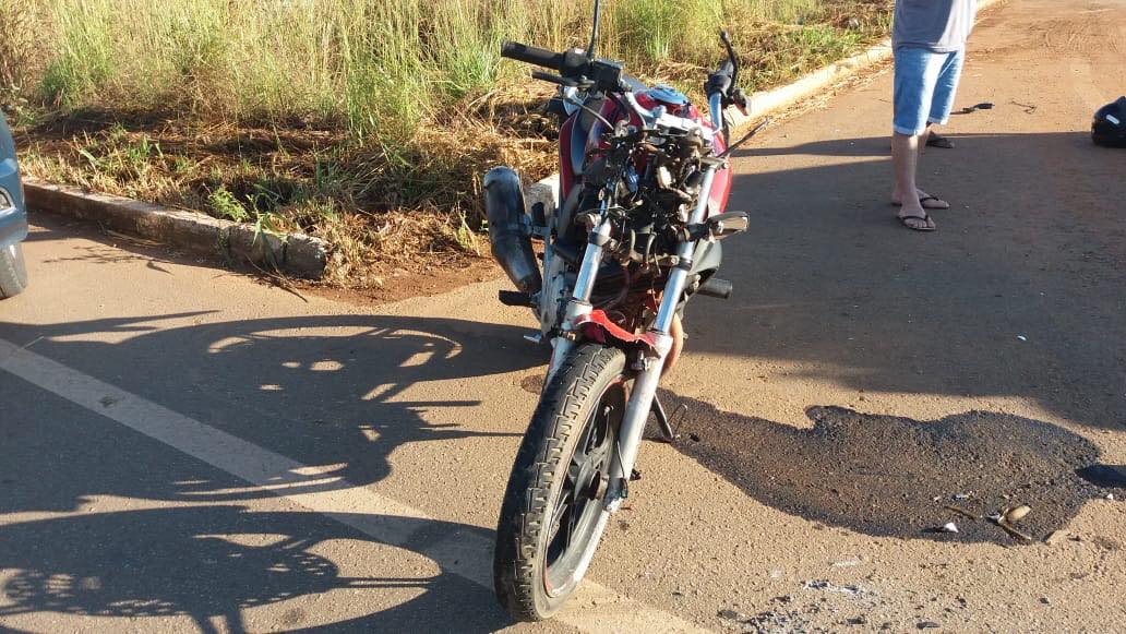 ATUALIZADA  POLICIAL MILITAR FICA GRAVEMENTE FERIDO AO COLIDIR COM CARRETA QUE FAZIA RETORNO PELA CONTRAMÃO - News Rondônia