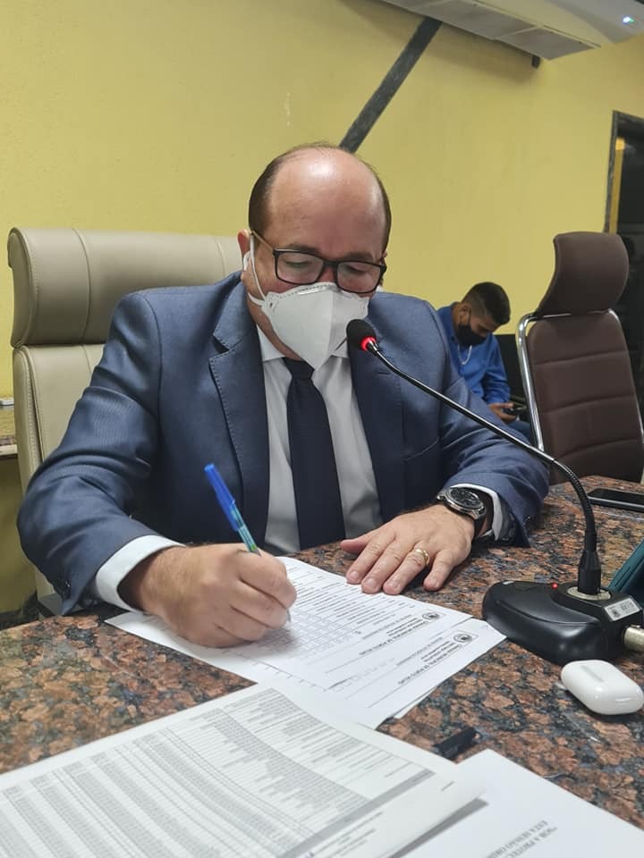 Câmara aprova Projeto de Lei de Edwilson Negreiros e motorista de aplicativos entram no rol de prioridade da vacinação contra COVID-19 - News Rondônia