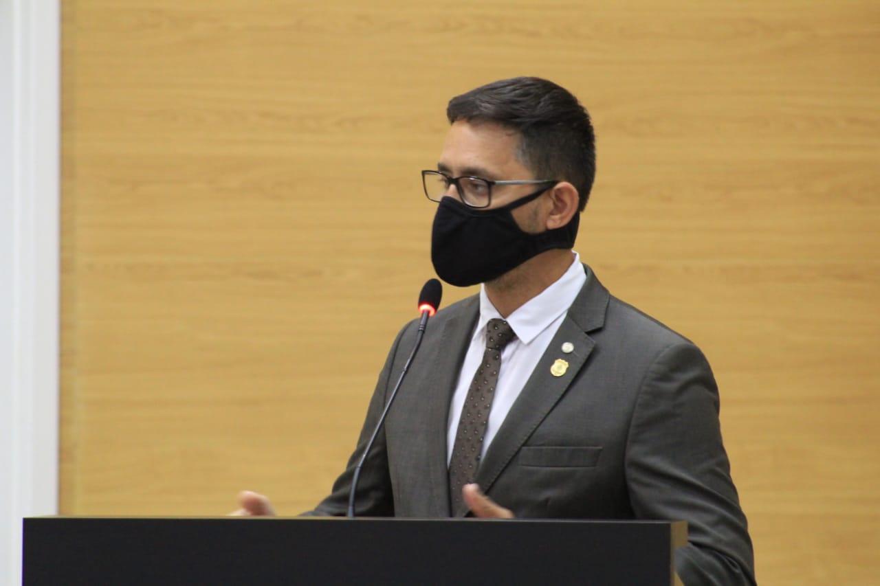 Durante discurso na primeira sessão do ano, deputado Anderson pede atenção ao governo para Polícia Penal que amarga mais de oito anos de defasagem salarial - News Rondônia