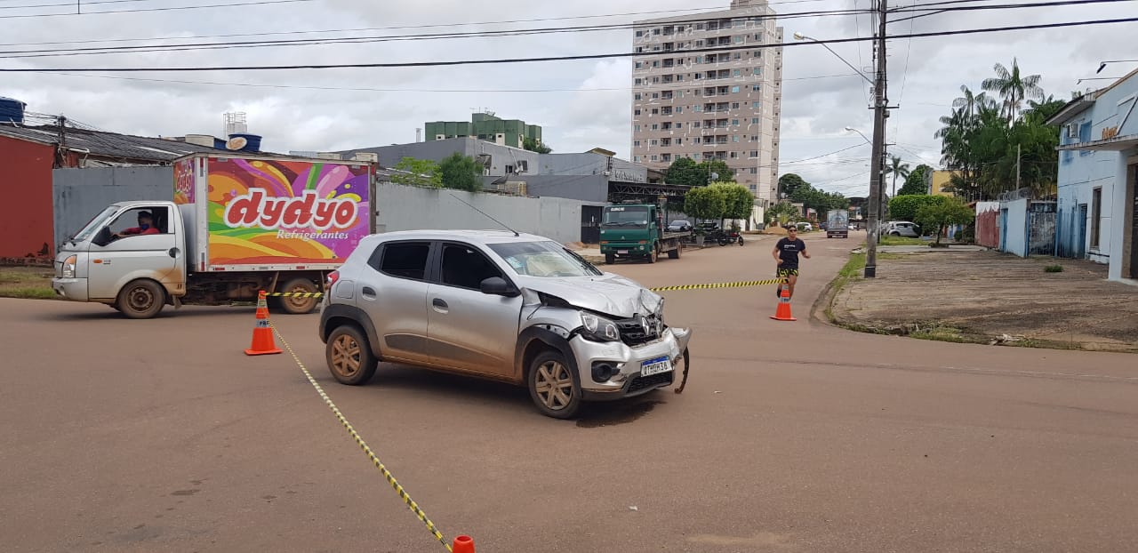O TRANSITO NOSSO DE CADA DIA: Acidente na Rua Alexandre Guimarães - News Rondônia