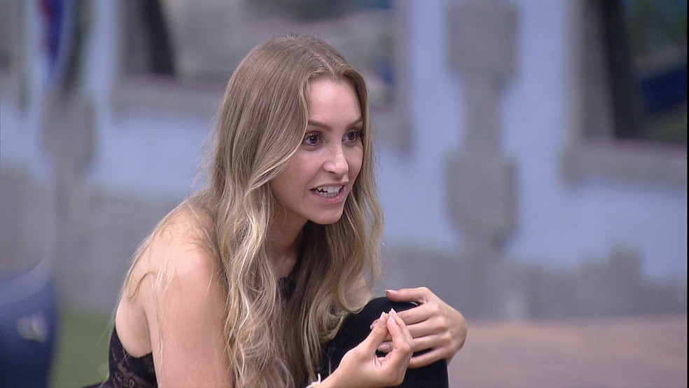 Carla Diaz pergunta a brothers: 'É impressão minha ou a Sarah deu em cima do Arthur?' - News Rondônia