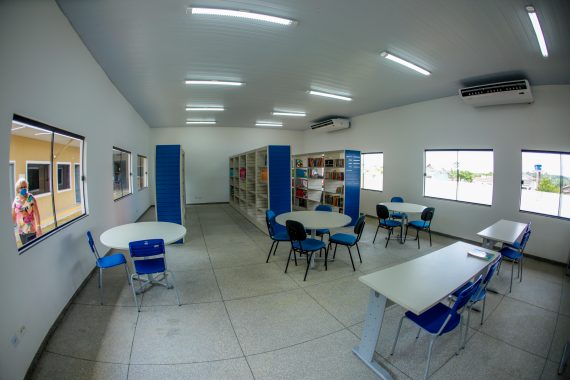 NOVA HISTÓRIA: Distrito de Estrela Azul ganha escola moderna construída pelo Governo de Rondônia; novas estruturas dão fim aos velhos contêineres - News Rondônia