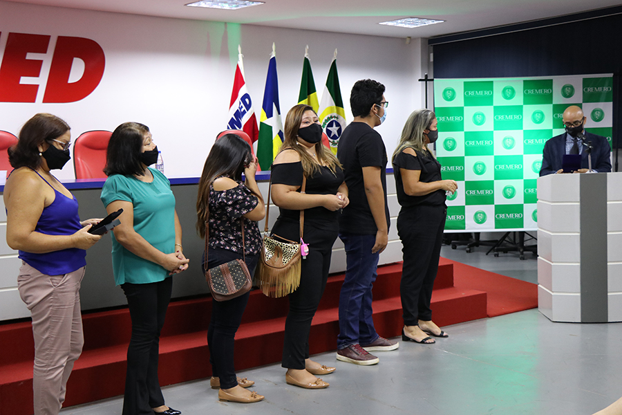 Mês do Médico: Médicos de Cacoal e Ji-Paraná recebem homenagem do Cremero - News Rondônia
