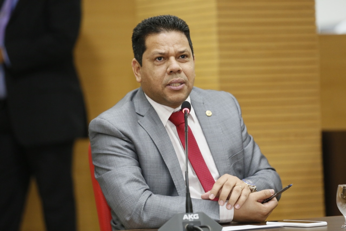 Deputado Jair Montes pediu e Governo do Estado prorroga o auxílio Amparo - News Rondônia