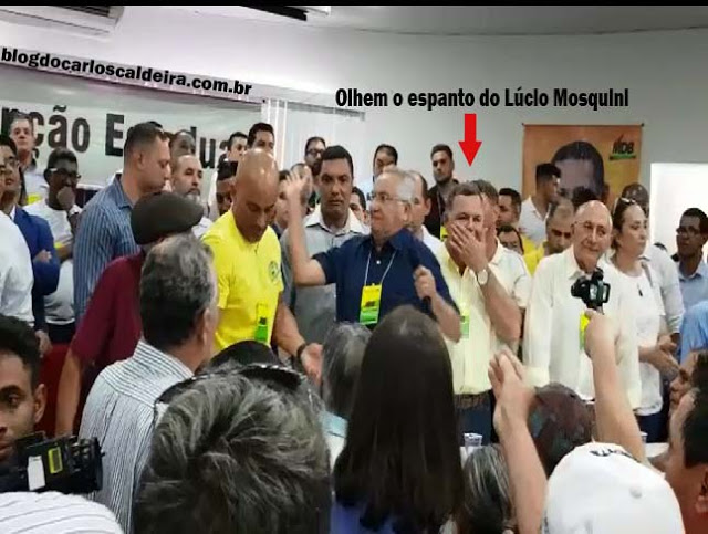 EMERSON CASTRO LEVA TAPA NA CARA MAS GARANTE A VAGA DE CONFÚCIO MOURA AO SENADO - News Rondônia